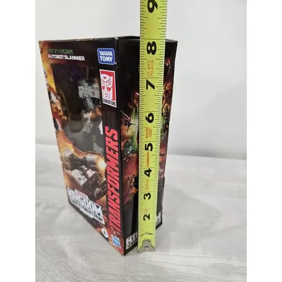 Transformers Kingdom Autobot Slammer Figure Deluxe Class Hasbro New - Picture 7 of 7